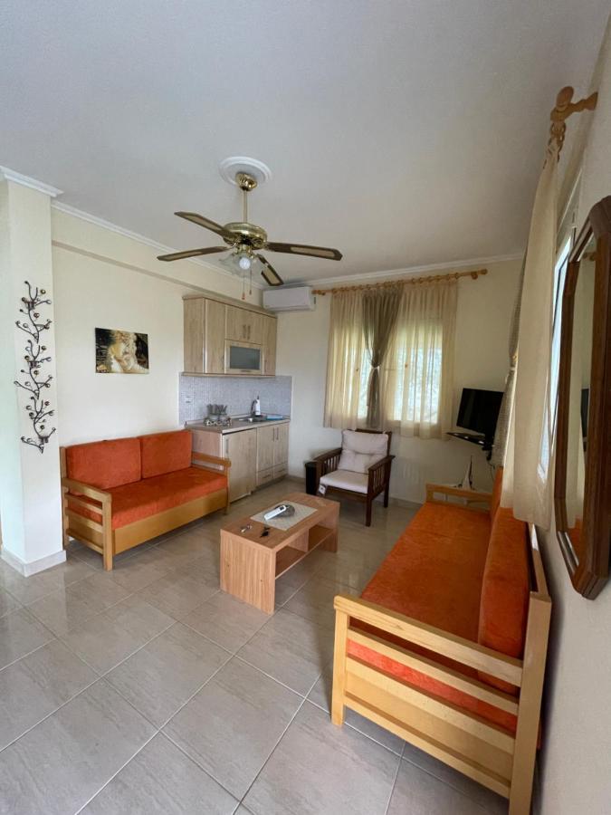 Seaside House Villa Karianí Екстериор снимка