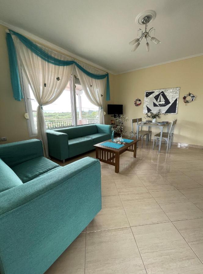 Seaside House Villa Karianí Екстериор снимка