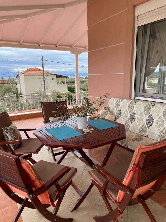 Seaside House Villa Karianí Екстериор снимка